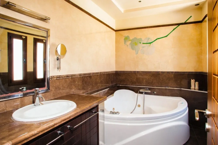 3 Bedrooms Villa