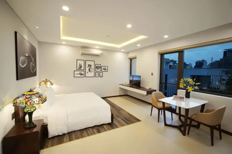 Tashi Oasis Hotel & Apartment