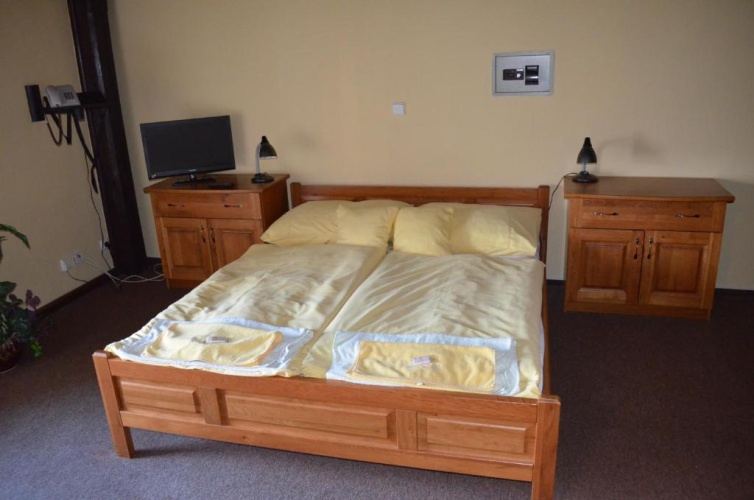1 Bedroom Suite