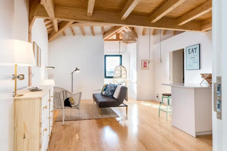 Loft 72