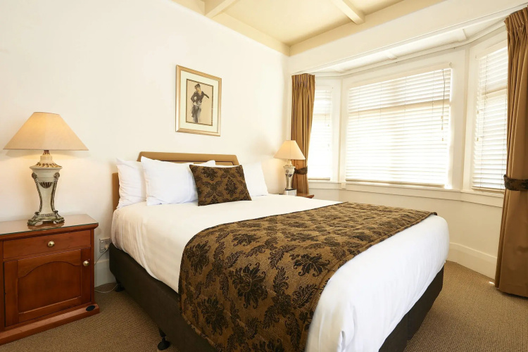 Prince's Gate Hotel