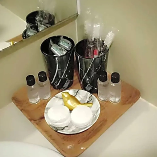 Deluxe Family Suite