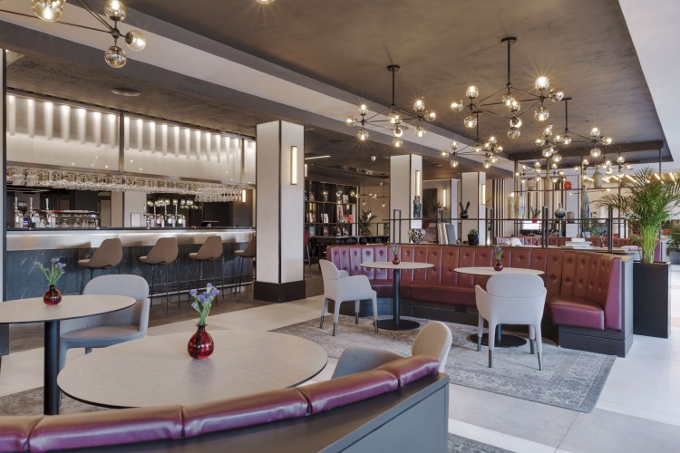 Radisson Red London Heathrow photo 30