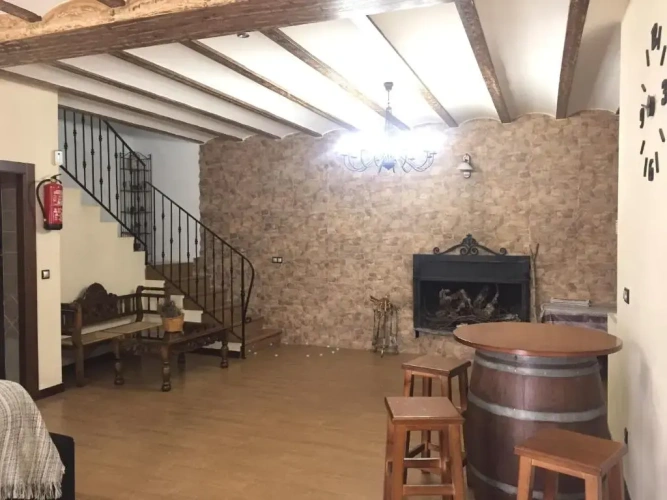 3 Bedrooms Cottage