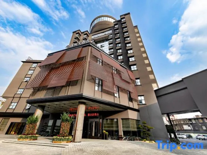 LZ Hotel