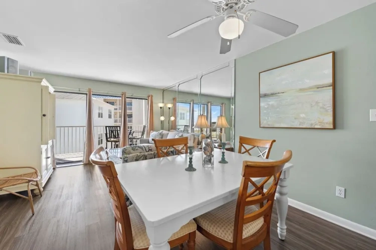 Standard Family room with balcony and with partial ocean view