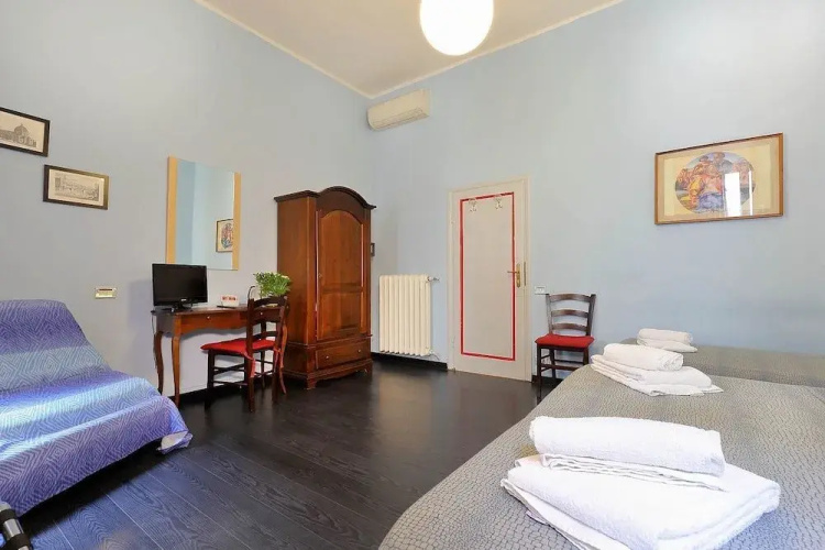 Franz House BB