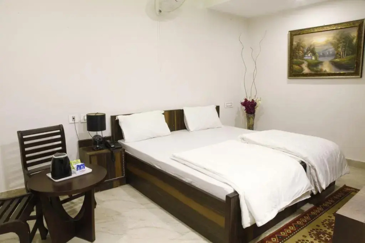 Shagun Residency