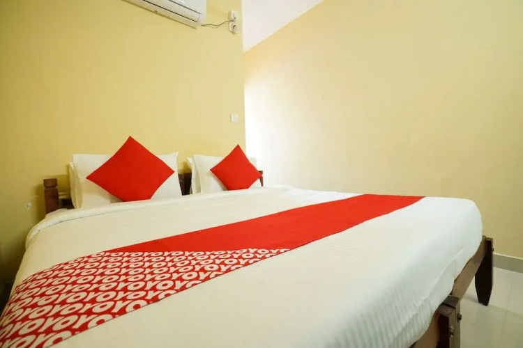 OYO 4280 The City Gate Residency