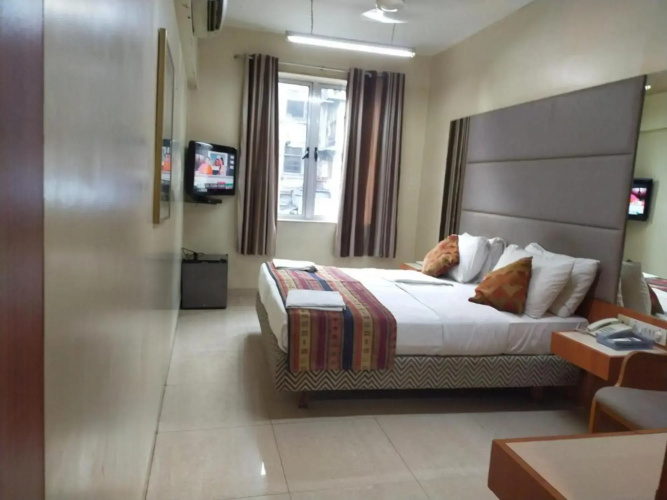 Empire Hotel