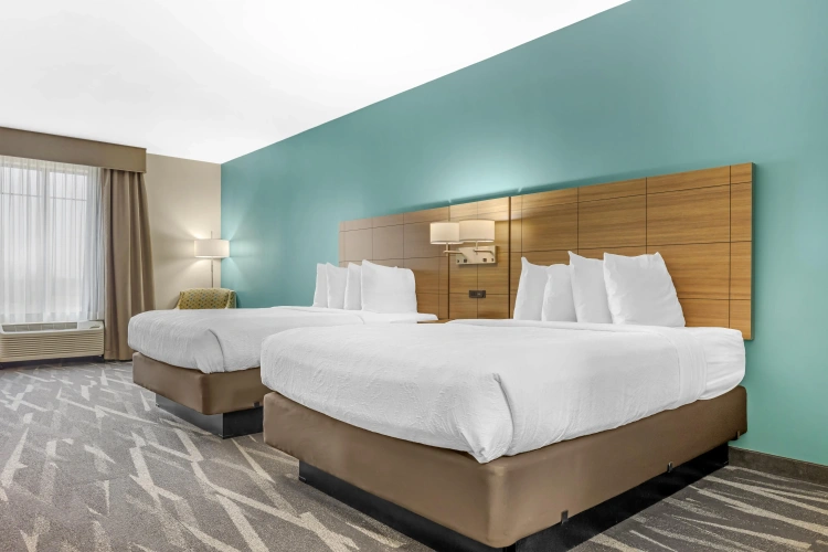Standard Quadruple room