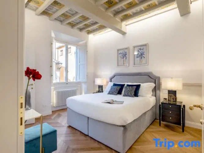 3 Bedrooms Apartment