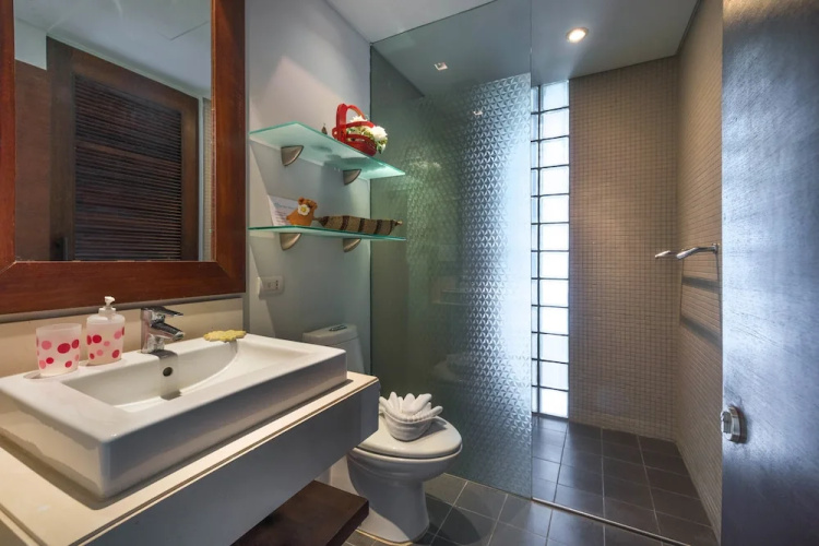 Luxury Penthouse Condo