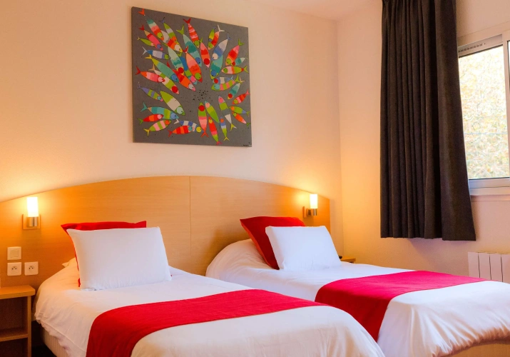 Standard Twin room