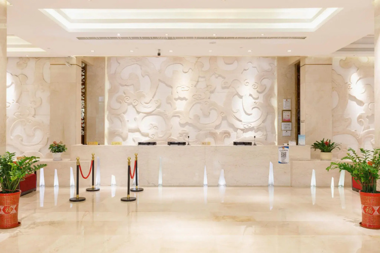 Golden Gulf Hotel