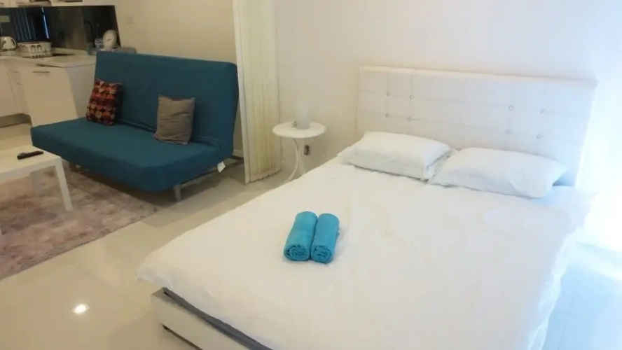 Summer Suites Kenneth