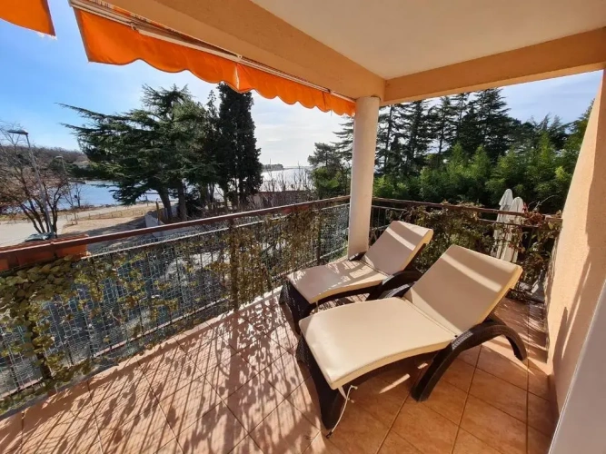 1 Bedroom Comfort Apartment with sea view