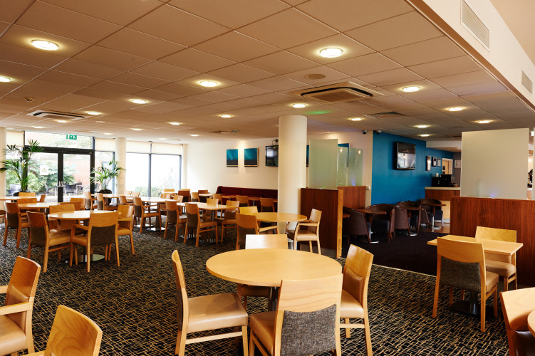 Holiday Inn Express Cheltenham Town Centre photo 29