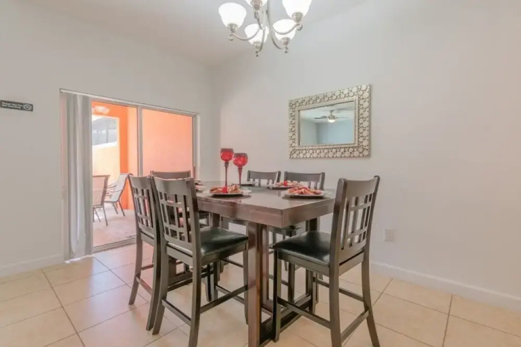 California 4 Bedroom Home