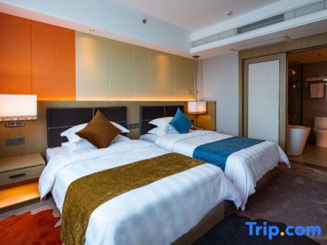 2 Bedrooms Double Suite