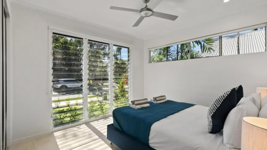 Coastal Vibes - Palm Cove