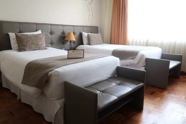 Hotel Embassy