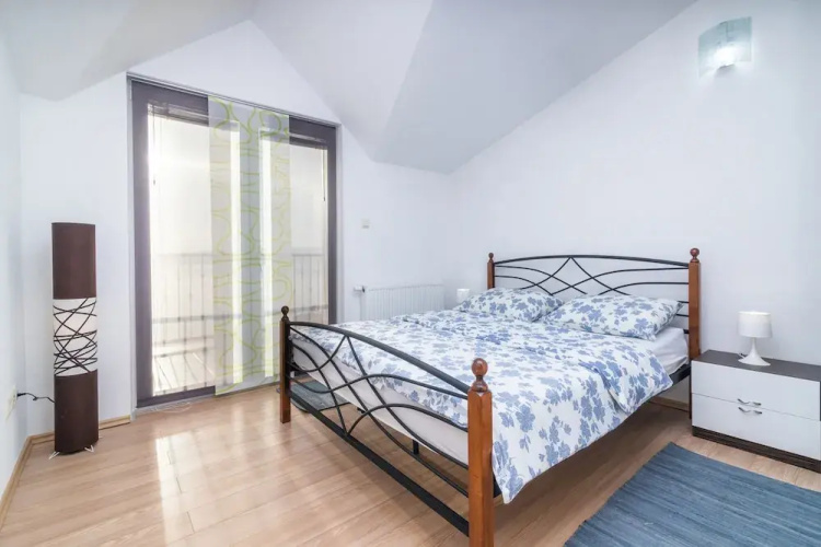 Seabreeze Apartments With Jacuzzi