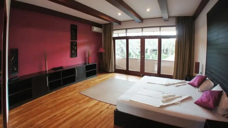 2 Bedrooms Cottage