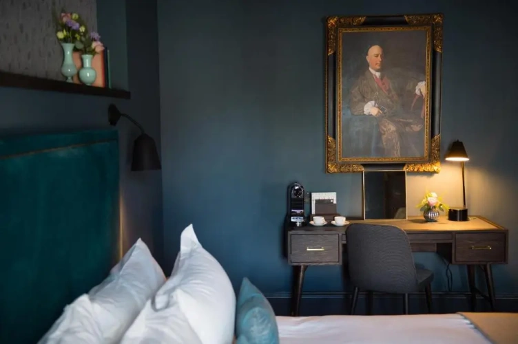 Deluxe room with balcony
