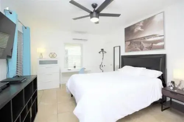 Tropical Getaway Studio-628B