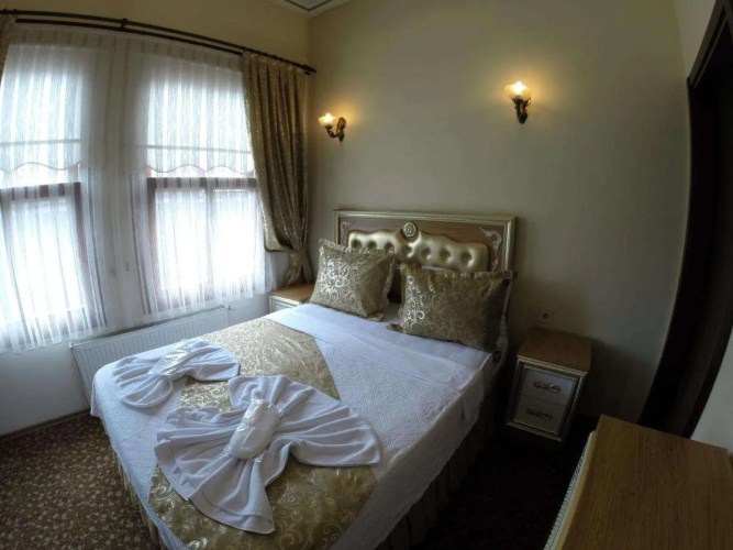 Blue Eye Suites