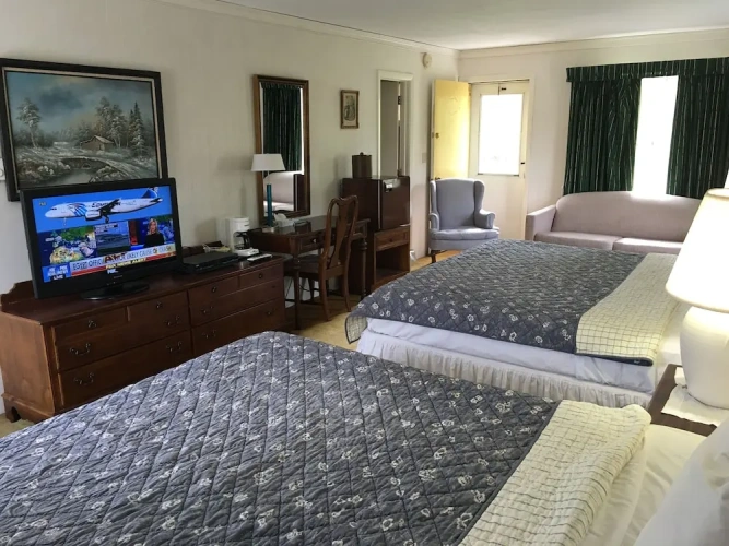 Deluxe Quadruple room