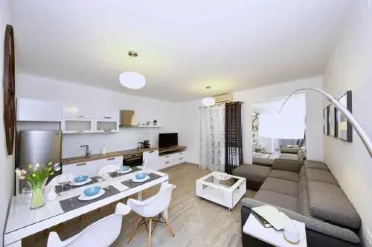 First Floor Zadar Apartment