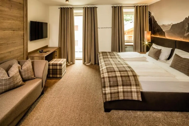 Superior Quadruple room