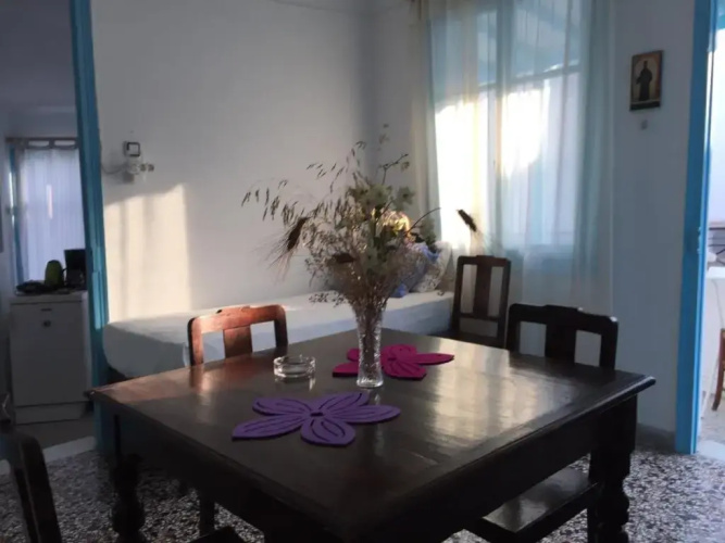 Parikia's Grandma Studio