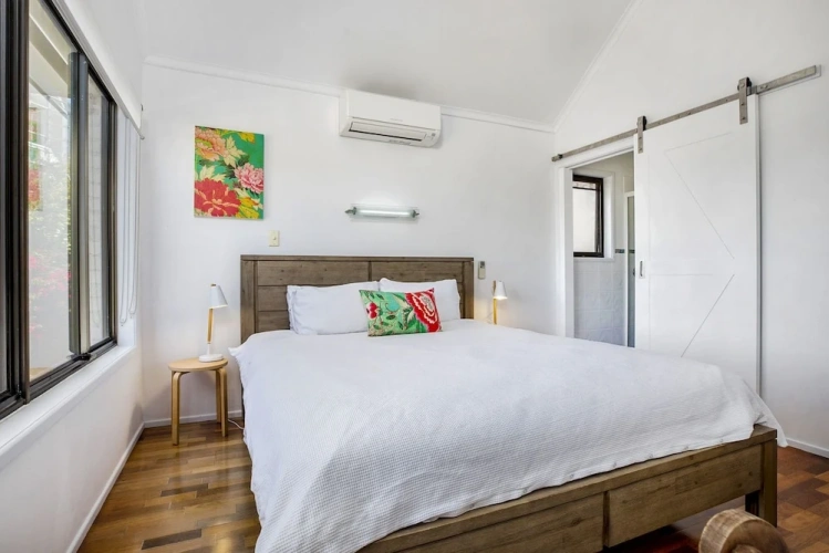 3 Bedrooms Villa with balcony