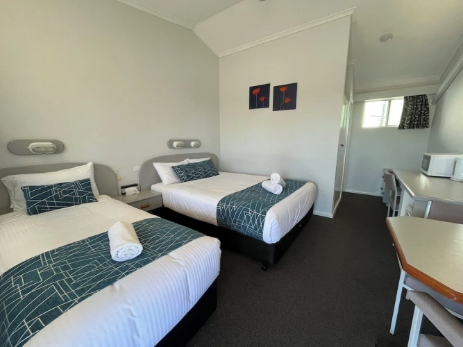 1 Bedroom Standard Twin Suite