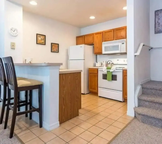 4601 YR - Seven Dwarfs - Amazing 3 Bed