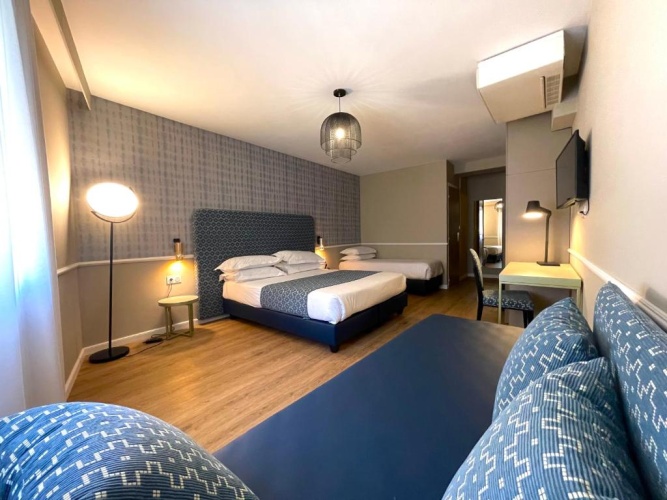 Classic Quadruple room