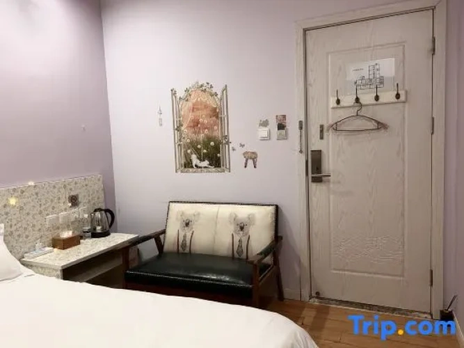 Economy Twin room