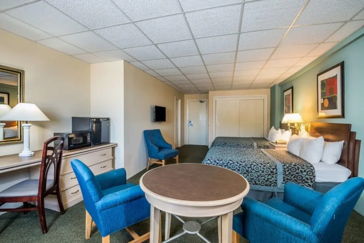 Days Inn by Wyndham Atlantic