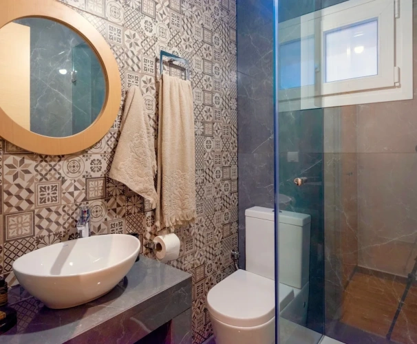 4 Bedrooms Villa beachfront