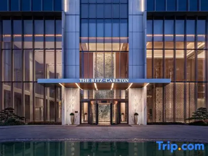The Ritz-Carlton, Wuhan