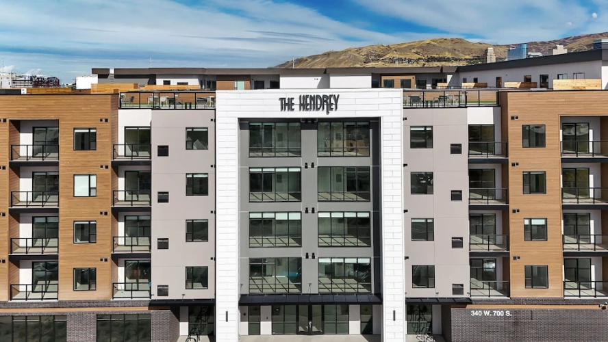 Landing Furnished Apartments Near Downtown Salt Lake - Salt Lake City, UT