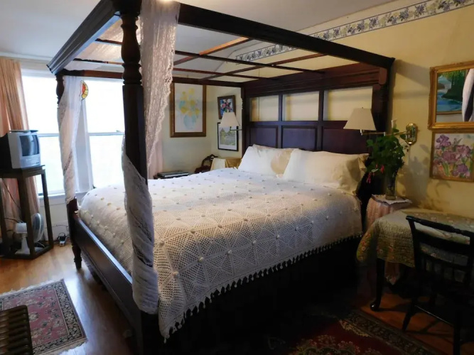 Cliff Crest Bed & Breakfast