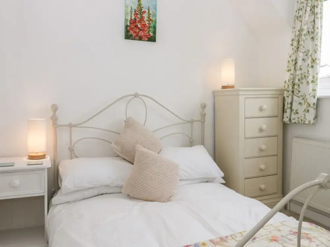 Little Daisy Cottage