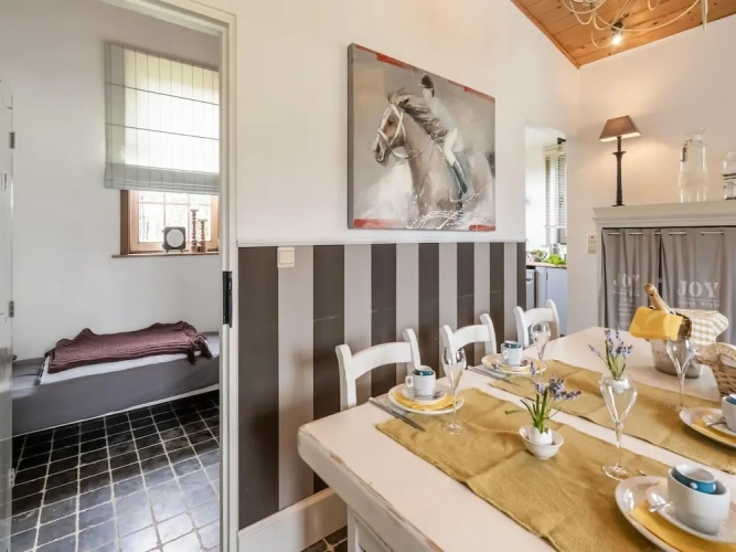 2 Bedrooms Classic Cottage