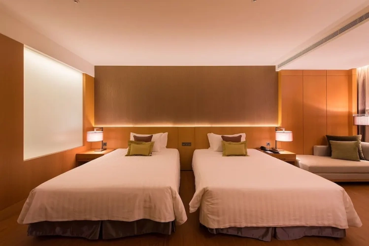 Deluxe Double room with lake view