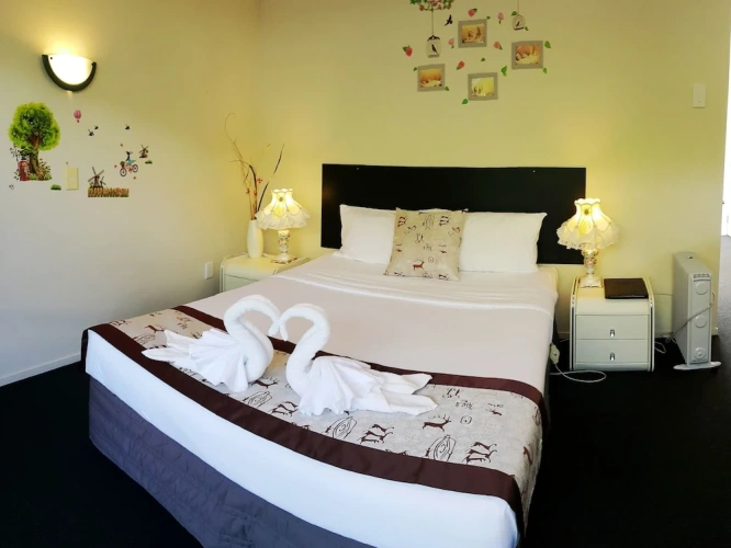 1 Bedroom Suite