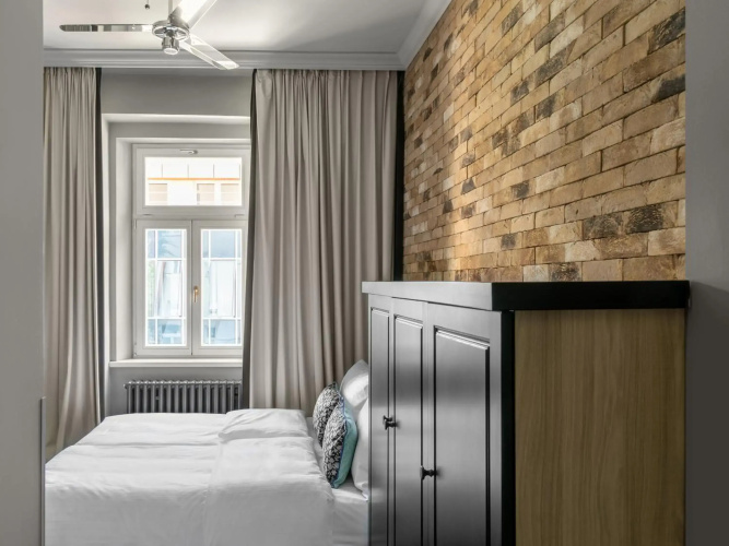 Numa Prague Root